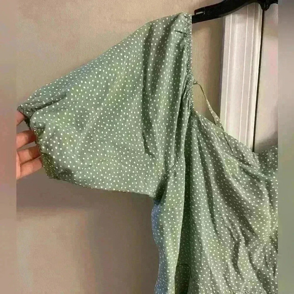 Loft beach romper polka dot square neck with pockets ruched back. Large. NWT - Picture 5 of 11